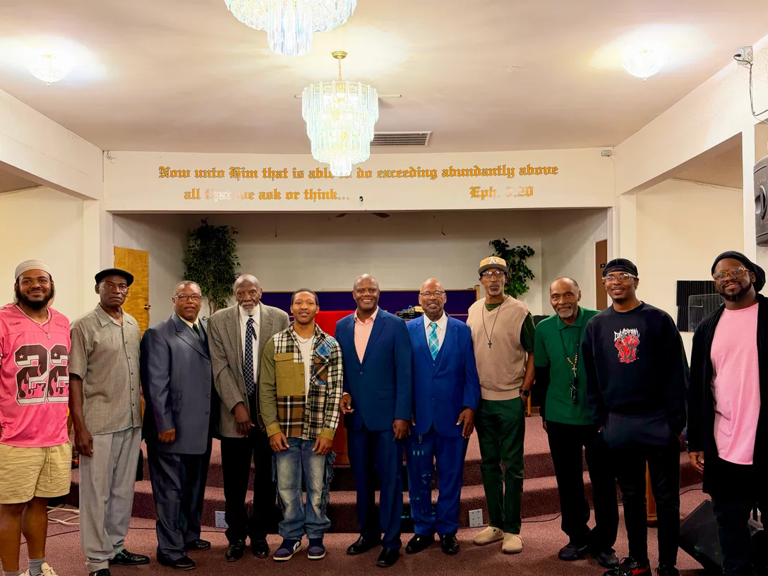 Members serving in Men's Department